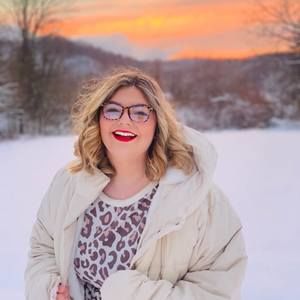 Meet your Posher, Abbie